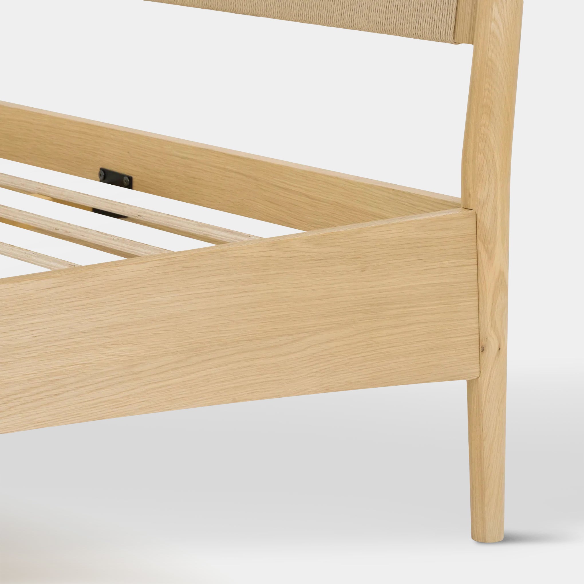 Alder Queen Bed