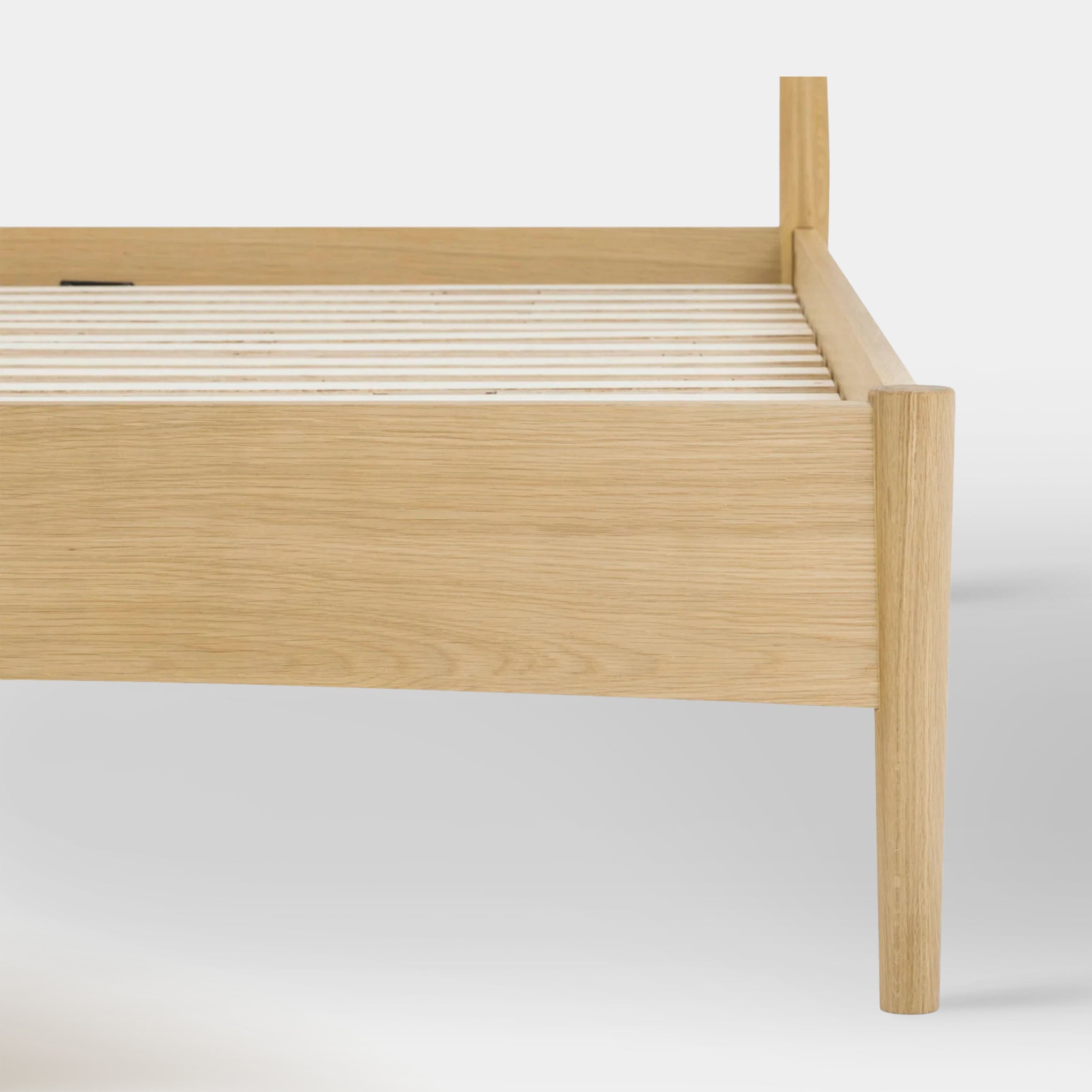 Alder Queen Bed