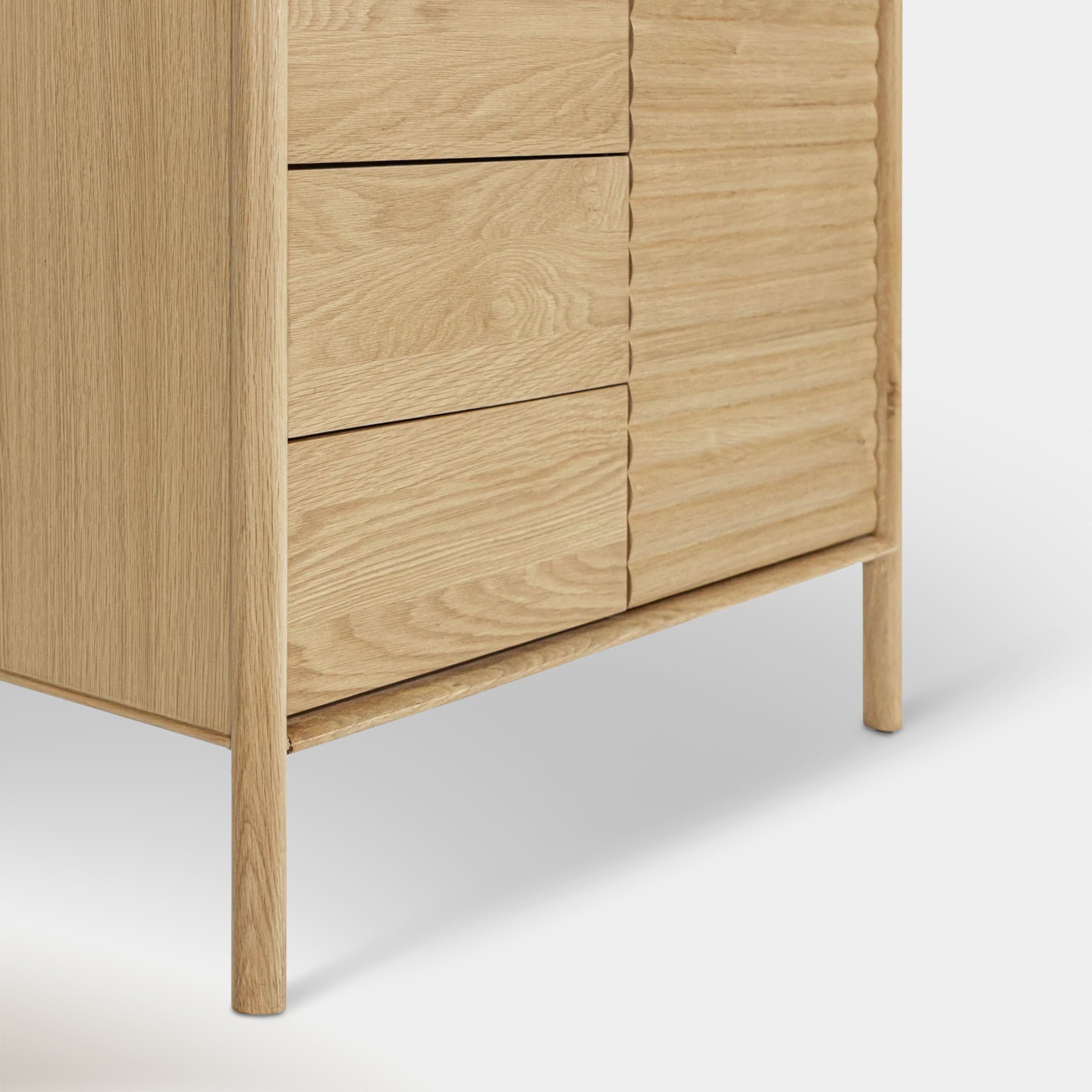 Alden 5 Drawer Chest