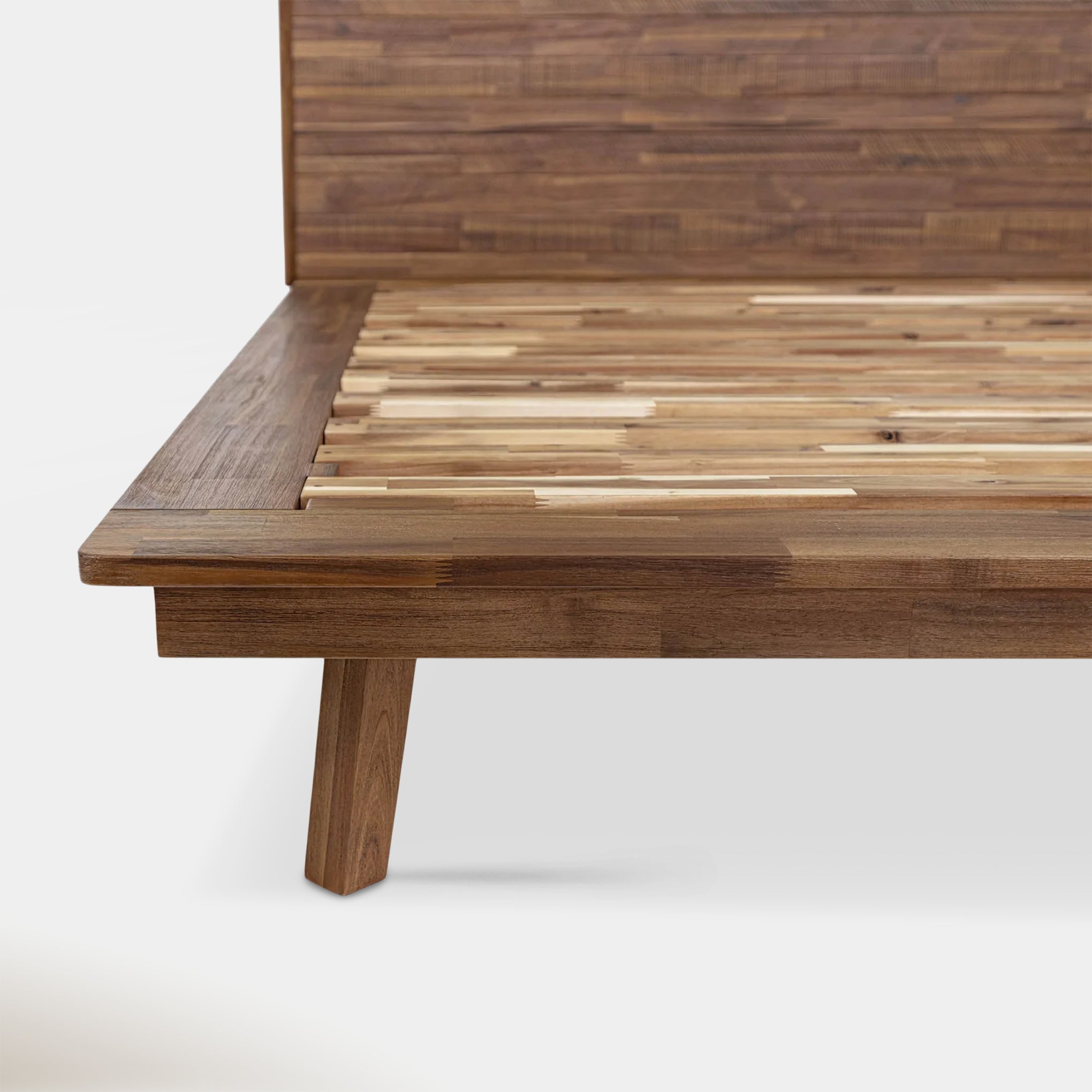 Soleil Queen Bed - Light Walnut